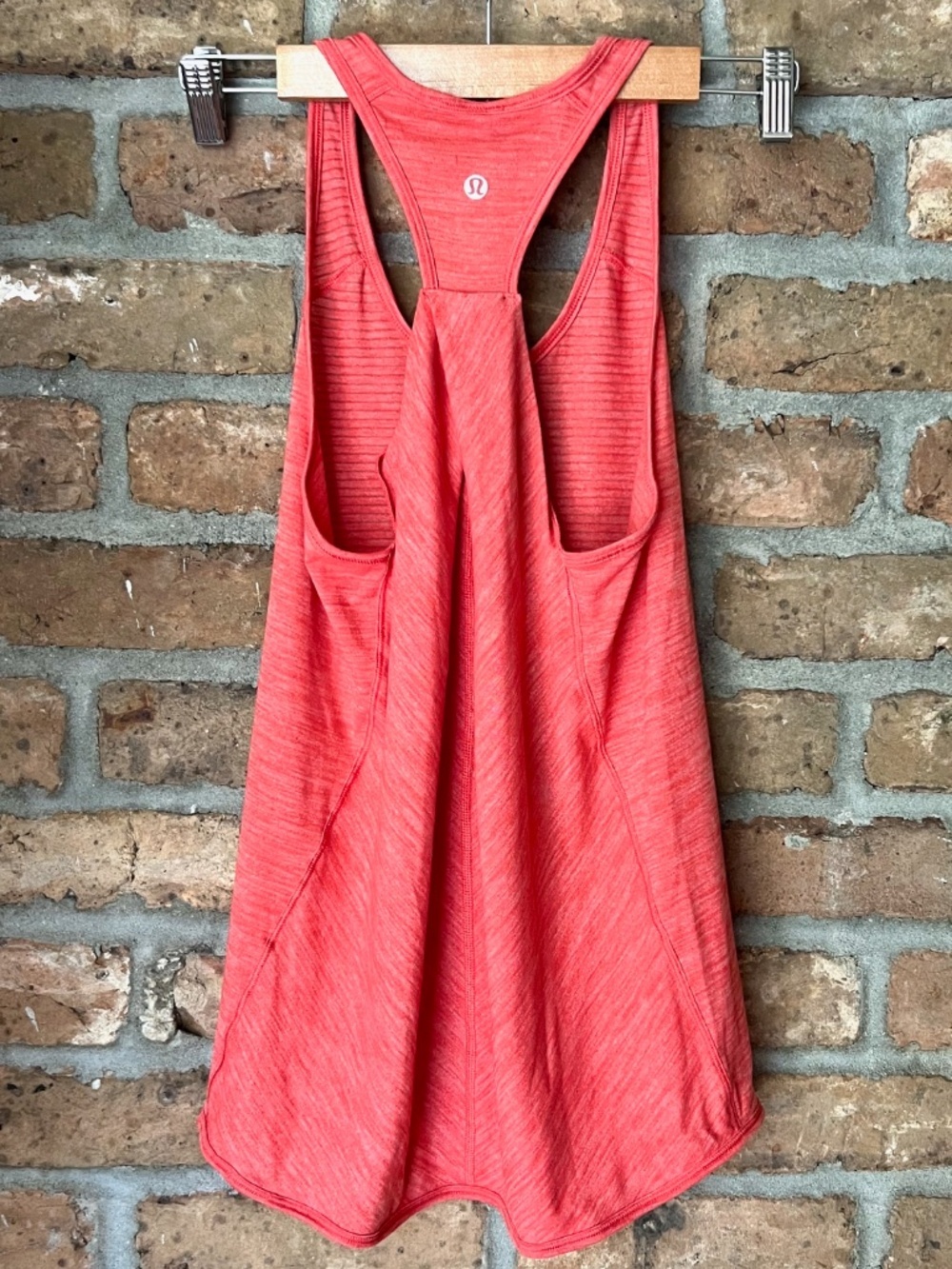 Lululemon Essential Tank Heathered Red Orange Size 2 - Picture 4 of 6